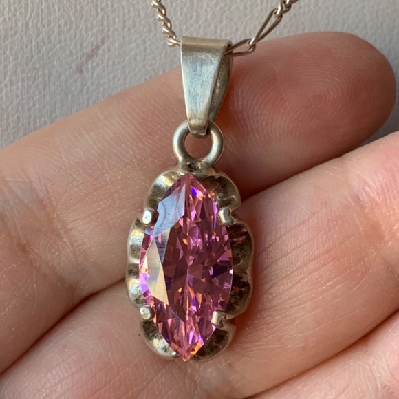 VINTAGE NAVETTE PINK ICE CZ PENDANT W/ FIGARO CHAIN 925 STERLING MADE IN MEXICO - Picture 15 of 16